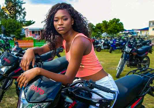 scooters8.jpg (151853 bytes)